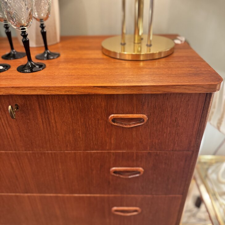Vintage midcentury teak Zweedse ladekast met 6 lades | Sprinkelhop