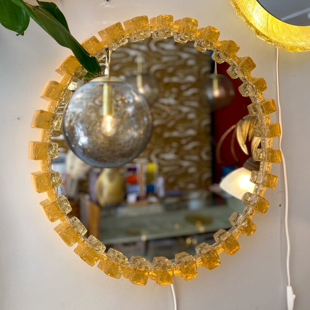 Vintage Hillebrand plexiglazen ronde spiegel met verlichting | Sprinkelhop