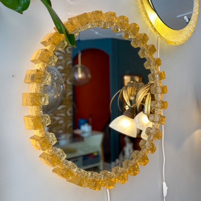 Vintage Hillebrand plexiglazen ronde spiegel met verlichting | Sprinkelhop