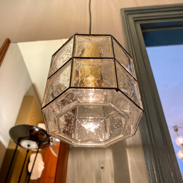 Vintage hanglamp Glashutte Limburg messing zwart glas | Sprinkelhop