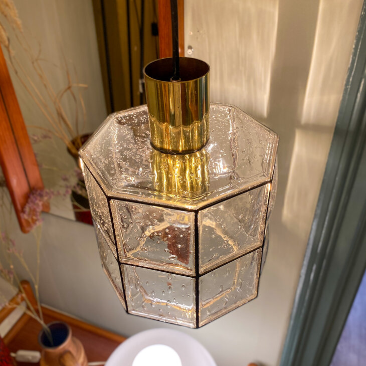 Vintage hanglamp Glashutte Limburg messing zwart glas | Sprinkelhop