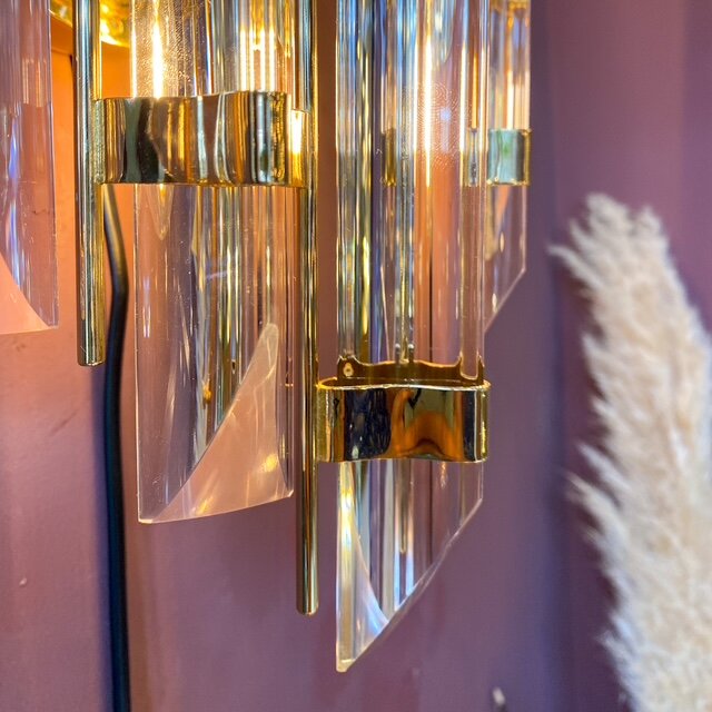 Vintage Italiaanse wandlamp messing met geslepen kristalglazen staven | Sprinkelhop