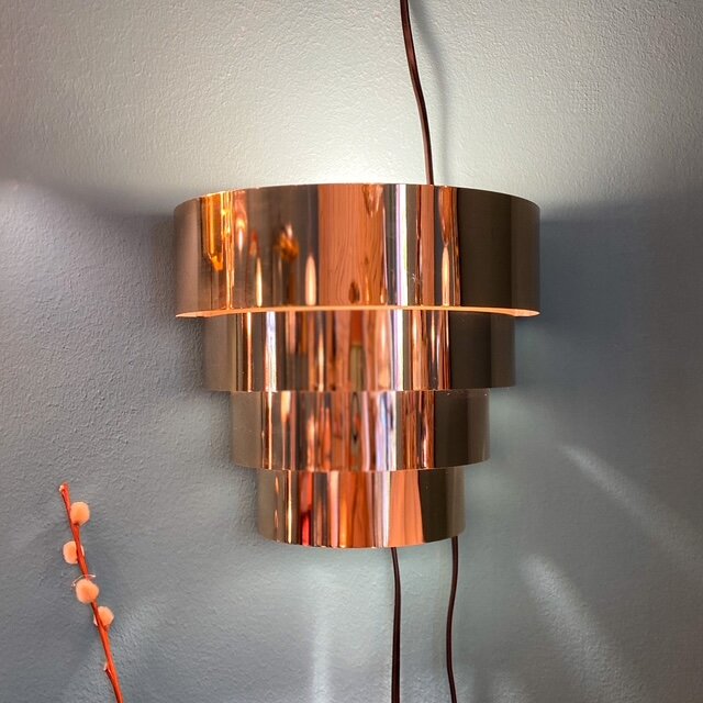 Vintage Estiluz lamel wandlamp 1980s goudkleurig