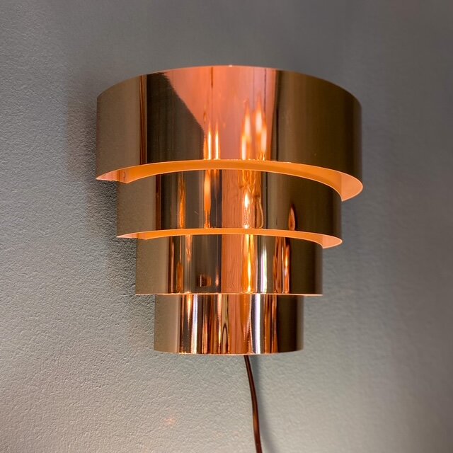 Vintage Estiluz lamel wandlamp 1980s goudkleurig