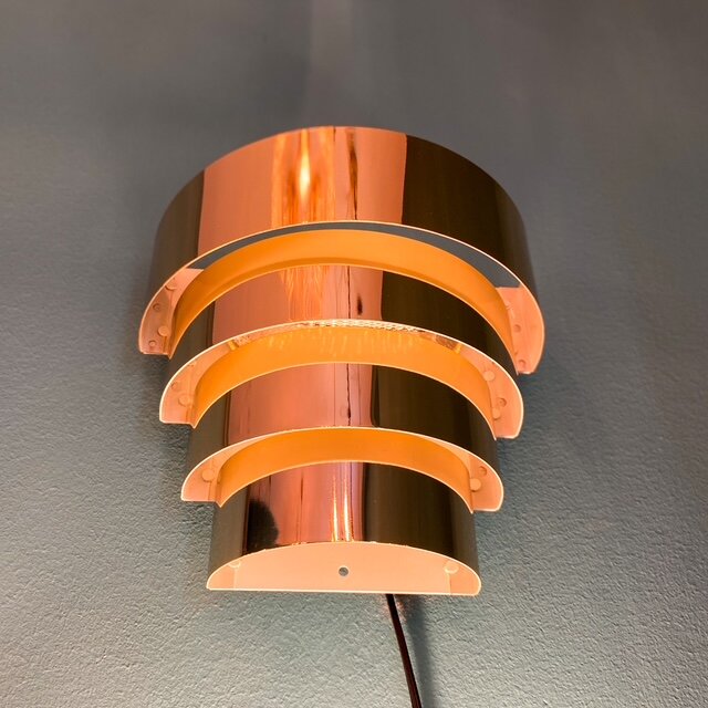 Vintage Estiluz lamel wandlamp 1980s goudkleurig