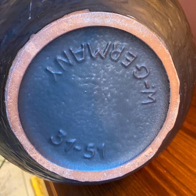 Vintage Bay Keramik West Germany vaas rood zwart 31-51| Sprinkelhop