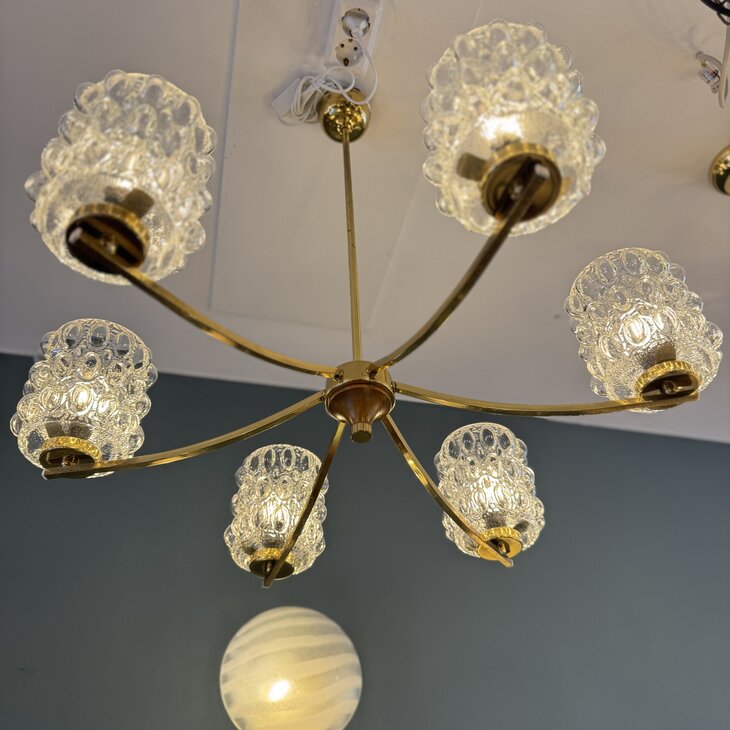 Vintage messing kroonluchter met glazen bubbel kapjes | Sprinkelhop