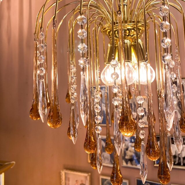 Vintage Italiaanse teardrop kroonluchter Murano glas roze transparant | Sprinkelhop