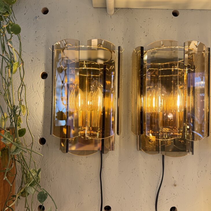 Vintage messing wandlamp met rookglazen platen | Sprinkelhop