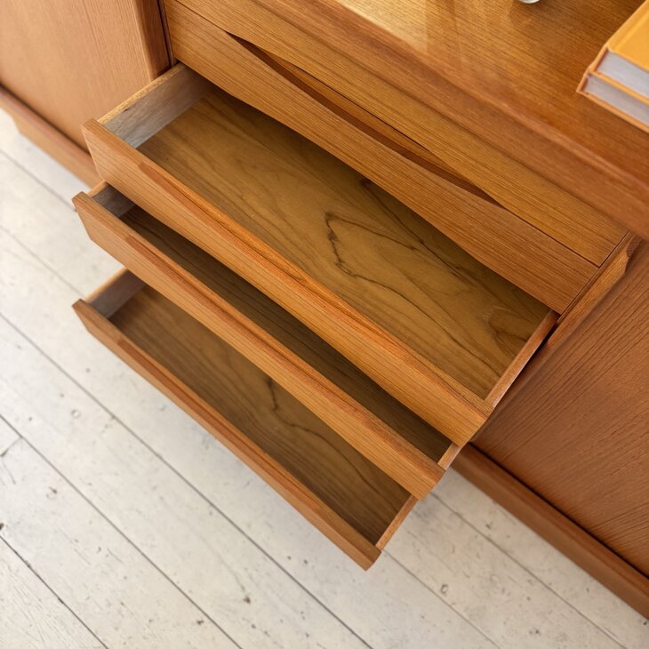 Vintage Deens dressoir sideboard schuifdeuren | Sprinkelhop