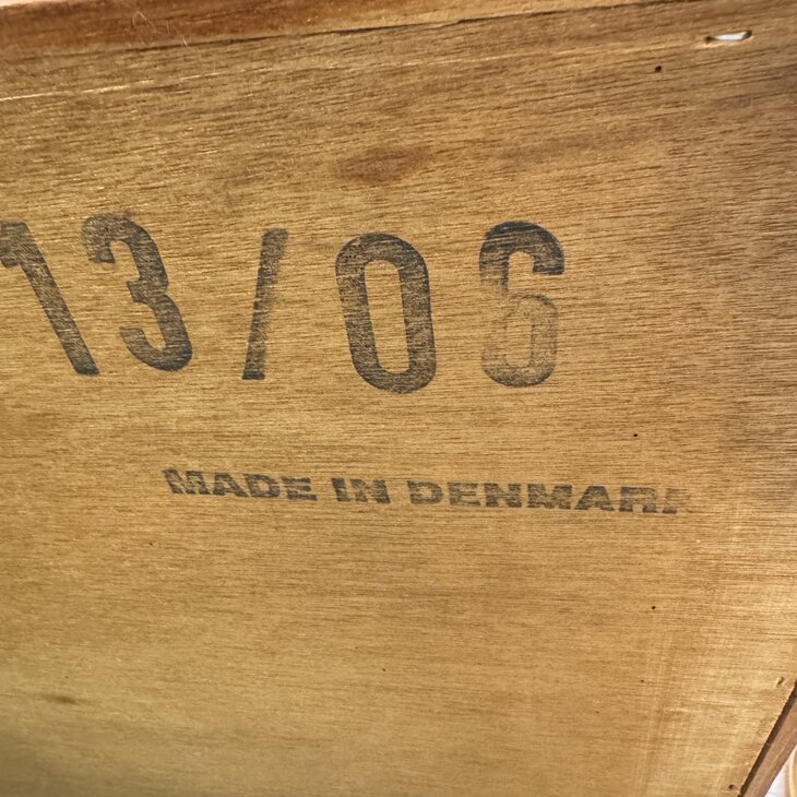 Vintage Deens dressoir sideboard schuifdeuren | Sprinkelhop