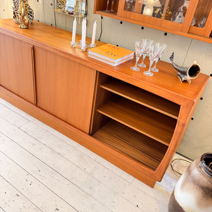 Vintage Deens dressoir sideboard schuifdeuren | Sprinkelhop