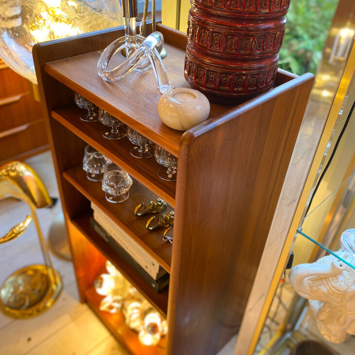 Vintage Deens teak open kastje | Sprinkelhop