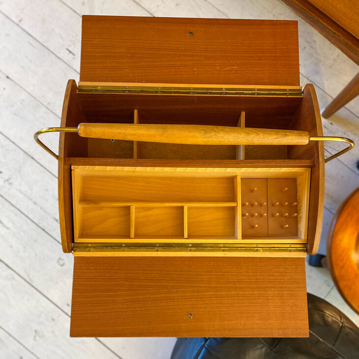 Vintage naaitafeltje jaren 50 | Sprinkelhop