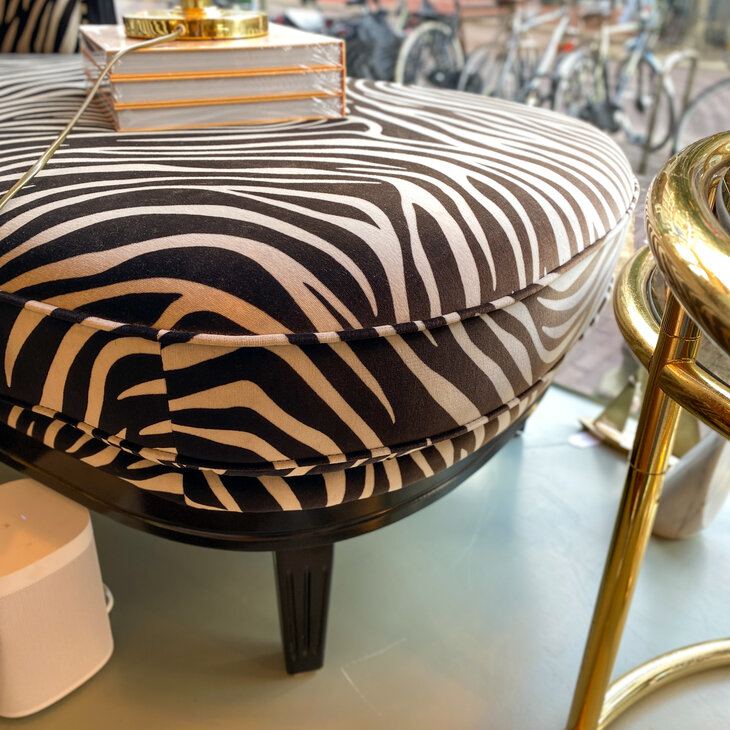 Vintage divan chaise longue divan met zebra patroon | Sprinkelhop