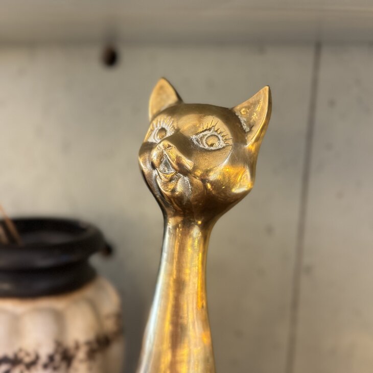 Vintage messing zittende kat beeld