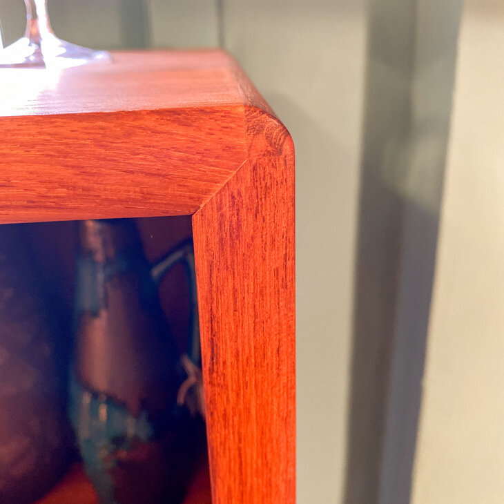 Hoge vintage teak boekenkast open kast | Sprinkelhop