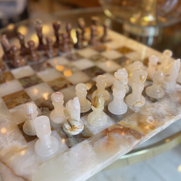 Vintage gem&ecirc;leerd onyx marmeren schaakspel rood wit| Sprinkelhop