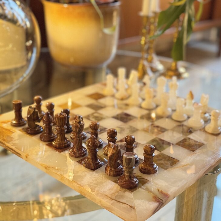 Vintage gem&ecirc;leerd onyx marmeren schaakspel rood wit| Sprinkelhop