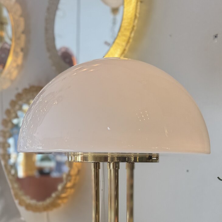 Vintage vloerlamp Glash&uuml;tte Limburg messing met melkglas | Sprinkelhop 