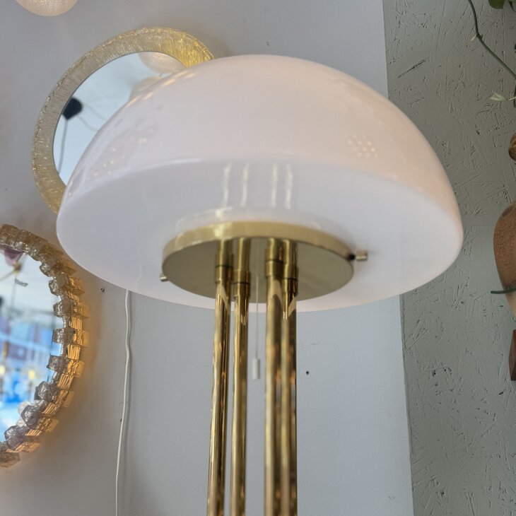 Vintage vloerlamp Glash&uuml;tte Limburg messing met melkglas | Sprinkelhop 