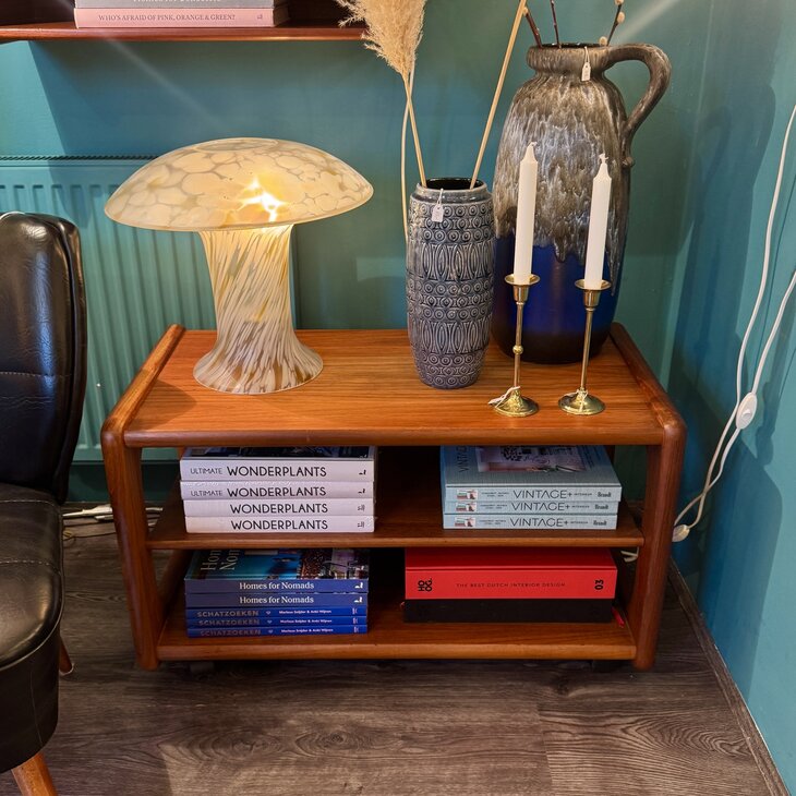 Vintage Toften Denmark open kastje teak op wieltjes