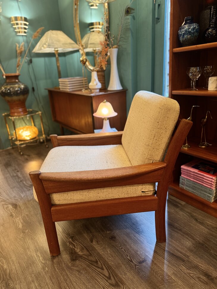 Vintage Deense teak houten fauteuil Dyrlund 1960s | Sprinkelhop