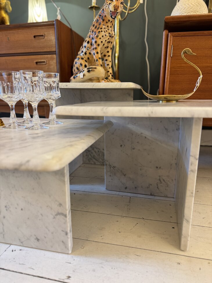 Set vintage Italiaanse vierkante marmeren salontafels | Sprinkelhop