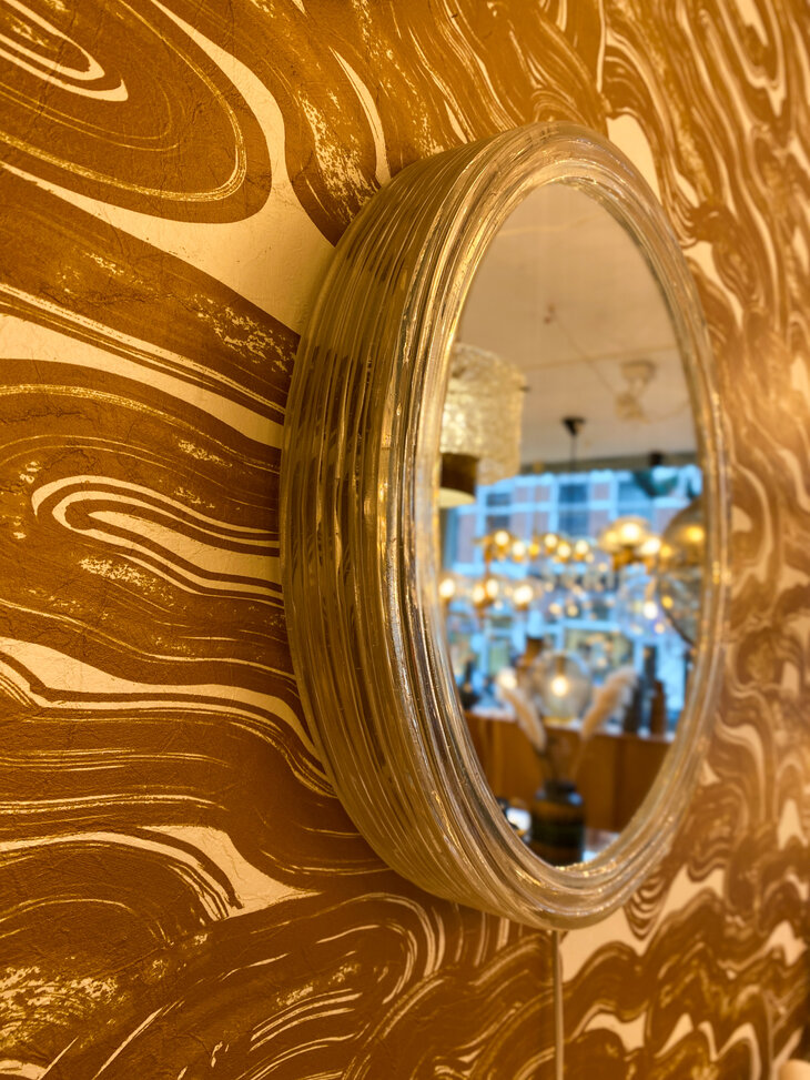 Hillebrand vintage plexiglazen ronde spiegel met verlichting | Sprinkelhop