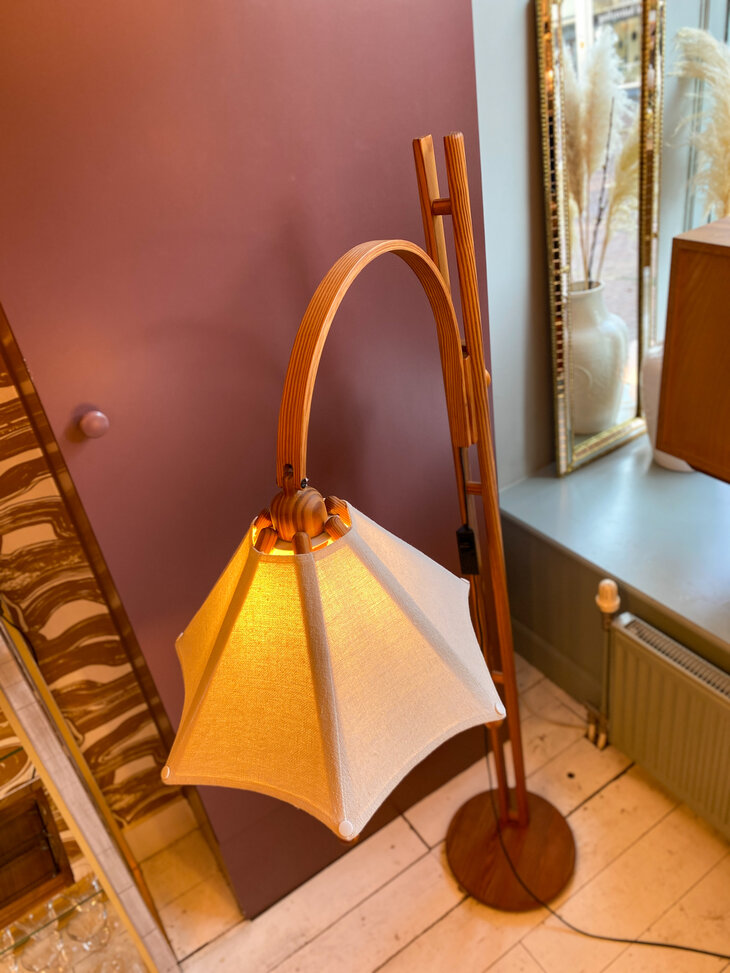 Deense Domus booglamp grenen 1970s | Sprinkelhop