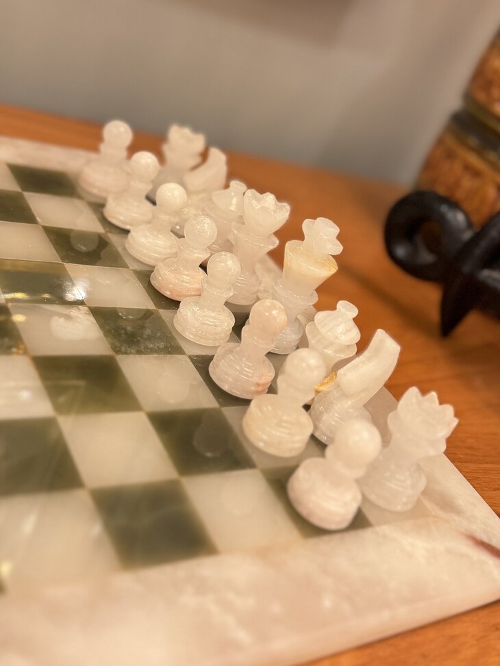 Vintage onyx marmeren schaakspel groen wit | Sprinkelhop