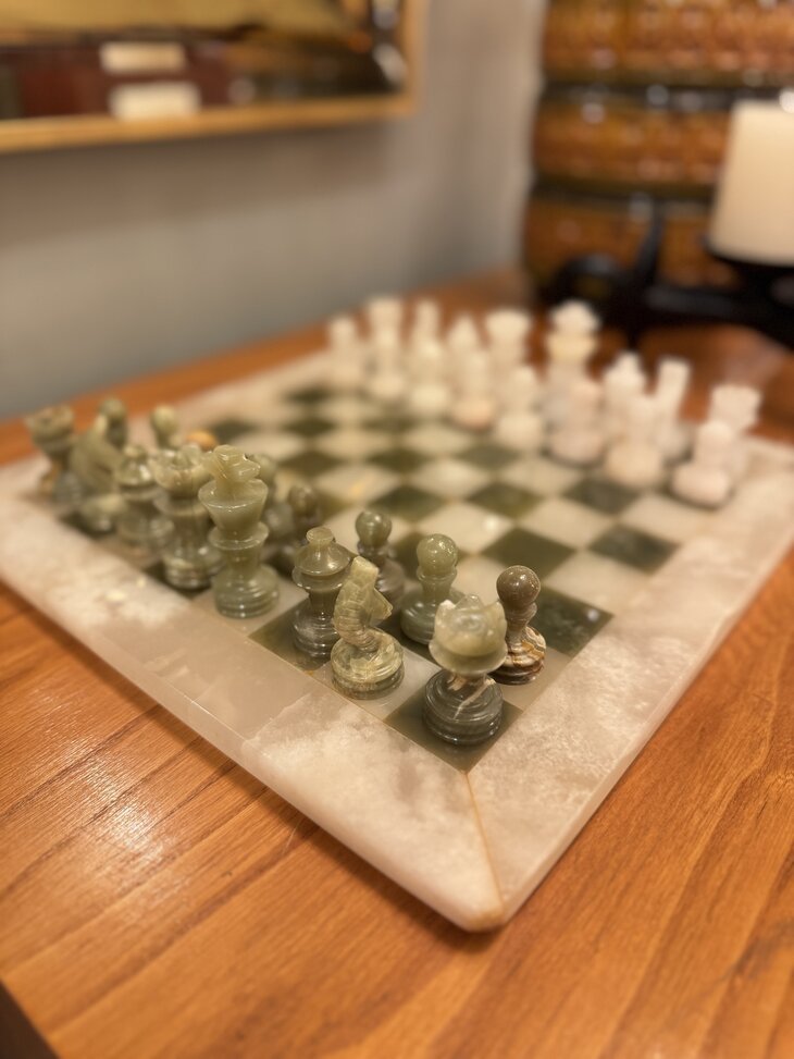 Vintage onyx marmeren schaakspel groen wit | Sprinkelhop