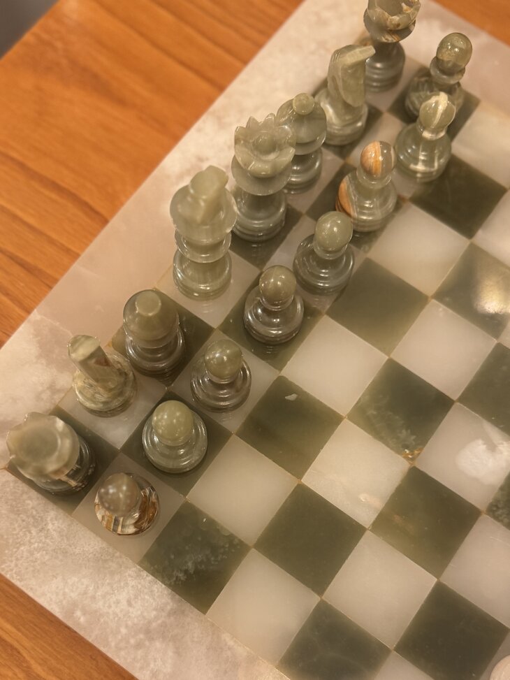 Vintage onyx marmeren schaakspel groen wit | Sprinkelhop