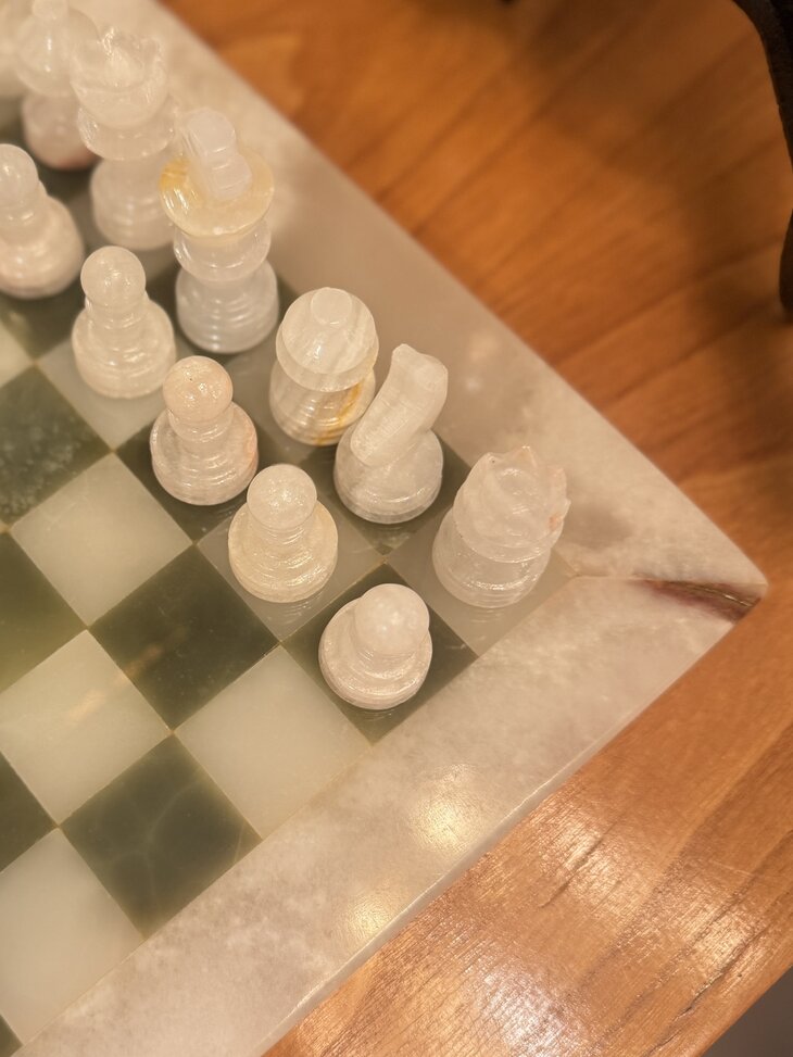 Vintage onyx marmeren schaakspel groen wit | Sprinkelhop