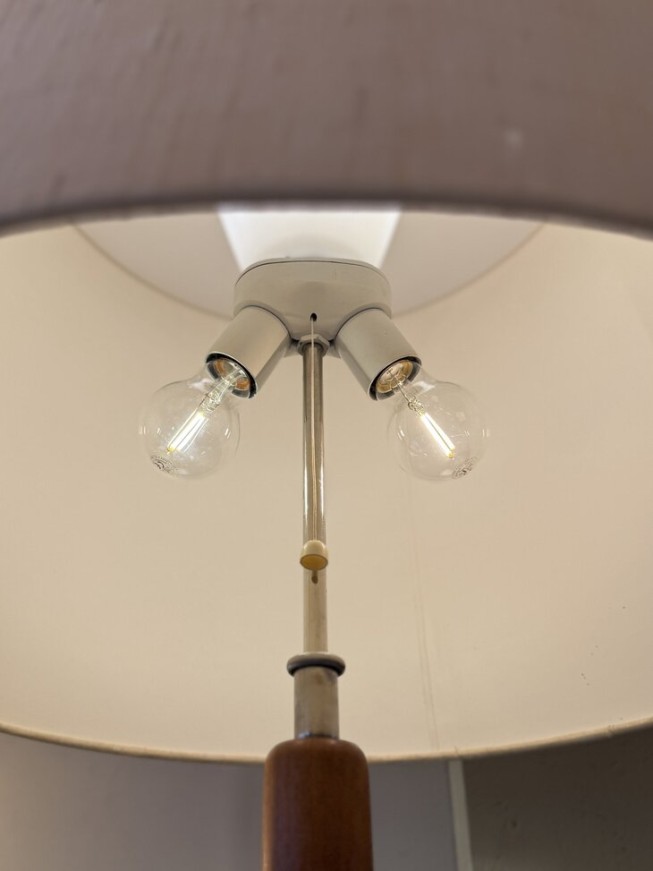 Vintage teak vloerlamp Domus 1970s in hoogte verstelbaar | Sprinkelhop