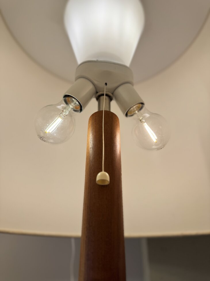 Vintage teak vloerlamp Domus 1970s in hoogte verstelbaar | Sprinkelhop