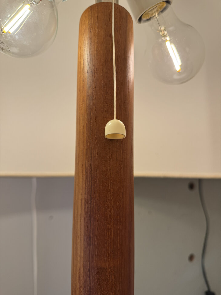 Vintage teak vloerlamp Domus 1970s in hoogte verstelbaar | Sprinkelhop