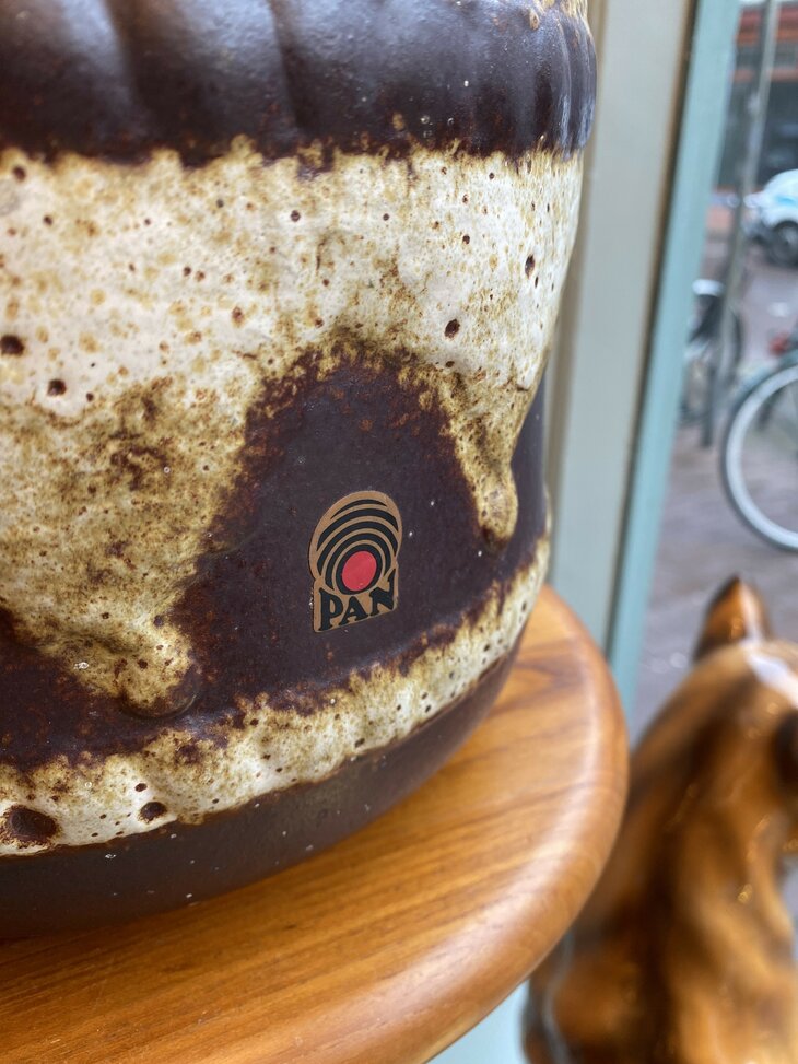 Vintage West Germany vaas Pan Keramik Fat Lava | Sprinkelhop