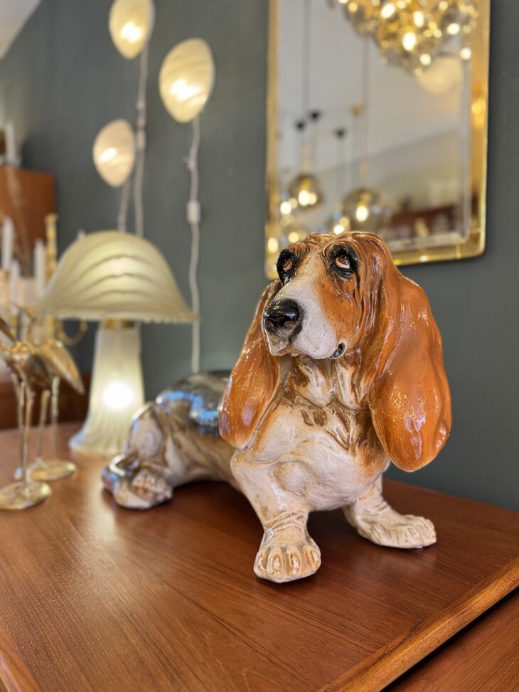 Vintage Italiaanse Maiolica keramieken basset hond XL | Sprinkelhop