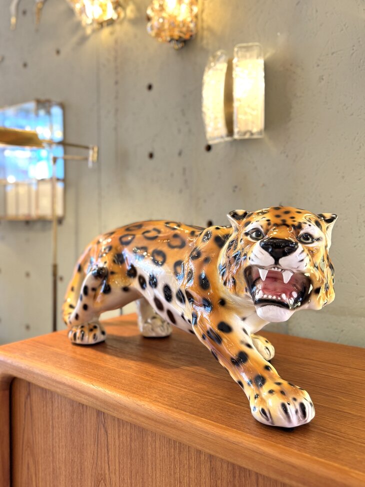 Jaren '80 Italiaanse porseleinen luipaard panter cheetah beeld | Sprinkelhop