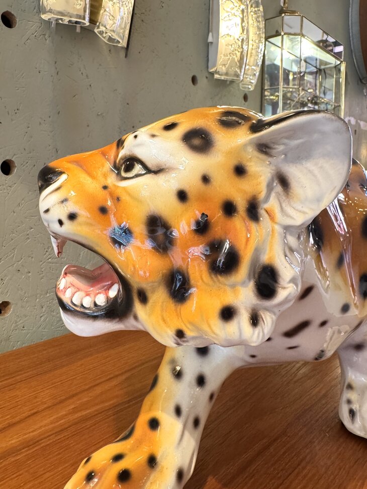 Jaren '80 Italiaanse porseleinen luipaard panter cheetah beeld | Sprinkelhop