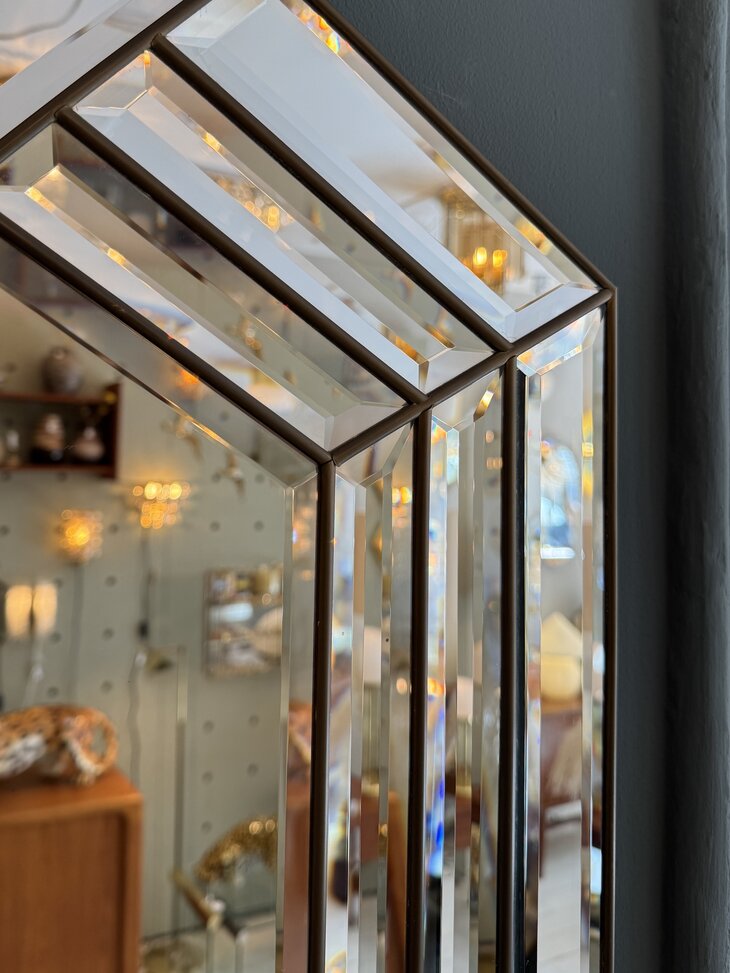 Vintage jaren '70 art deco stijl spiegel van facetgeslepen glaspanelen | Sprinkelhop