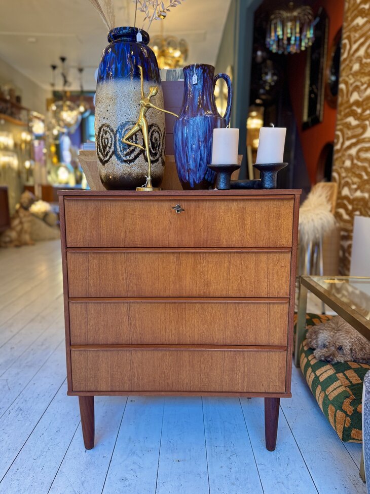Vintage Deense teak houten ladekast | Sprinkelhop