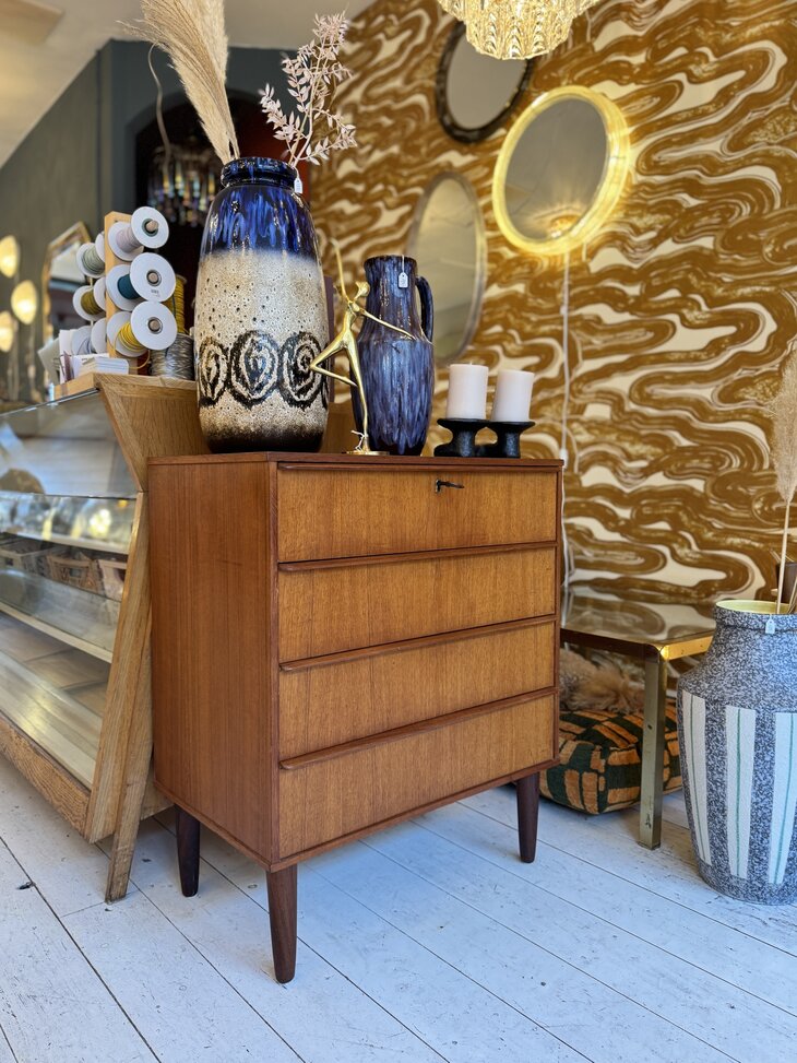 Vintage Deense teak houten ladekast | Sprinkelhop