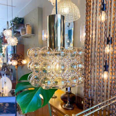Helena Tynell grote glazen bubble hanglamp amber